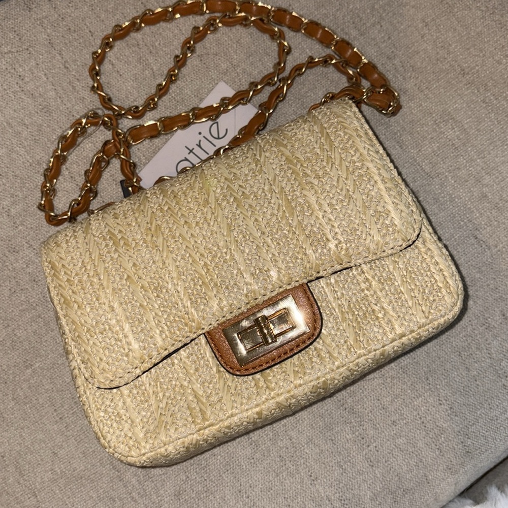 *NWT* Atrie straw crossbody purse